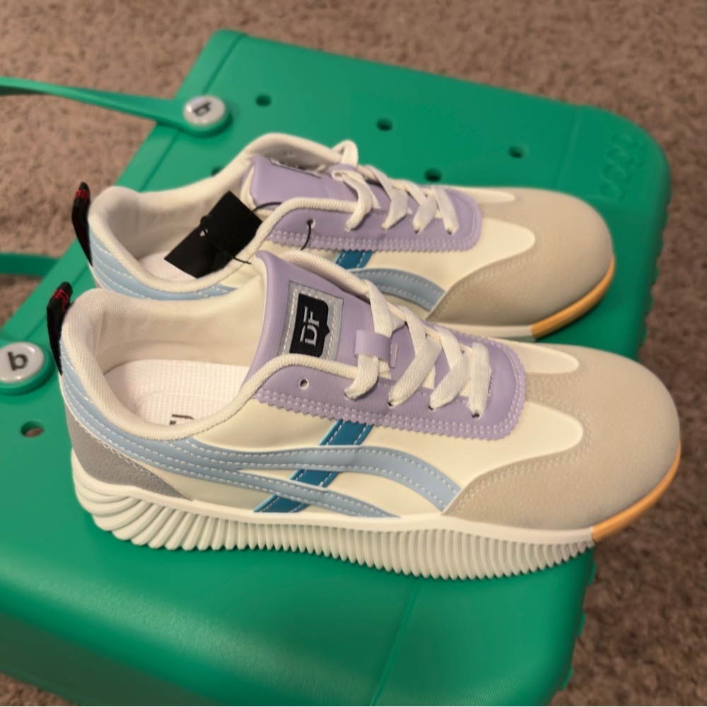 Vintage Women's De Florance Sneakers in White, Blue, and Purple NWT, but no box